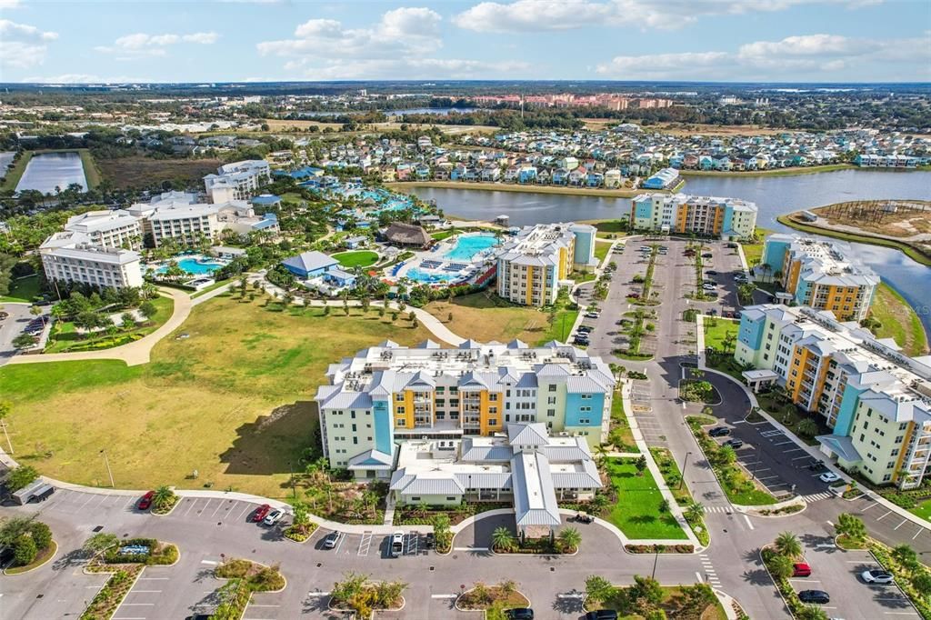 For Sale: $395,000 (1 beds, 1 baths, 870 Square Feet)