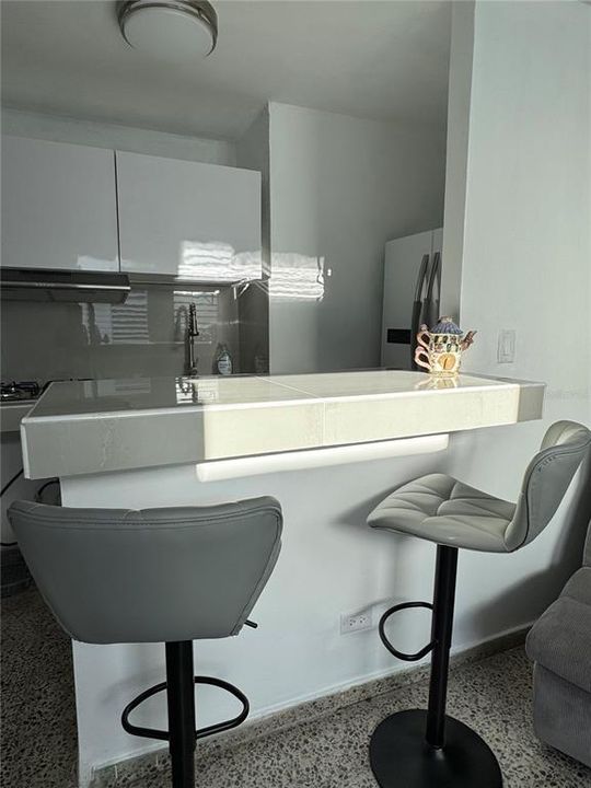 В аренду: $1,400 (2 спален, 1 ванн, 220 Квадратных фут)