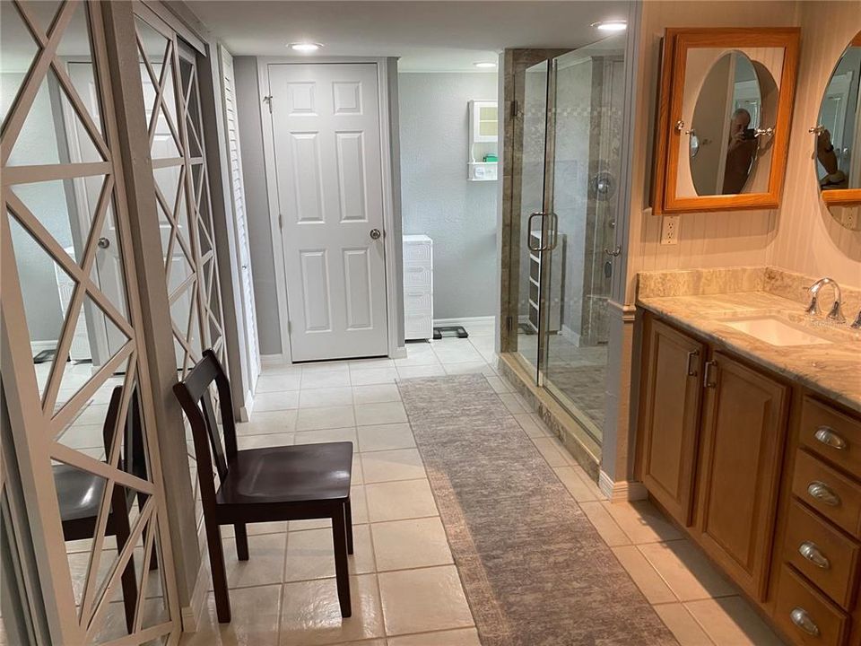 For Sale: $739,000 (4 beds, 3 baths, 2564 Square Feet)