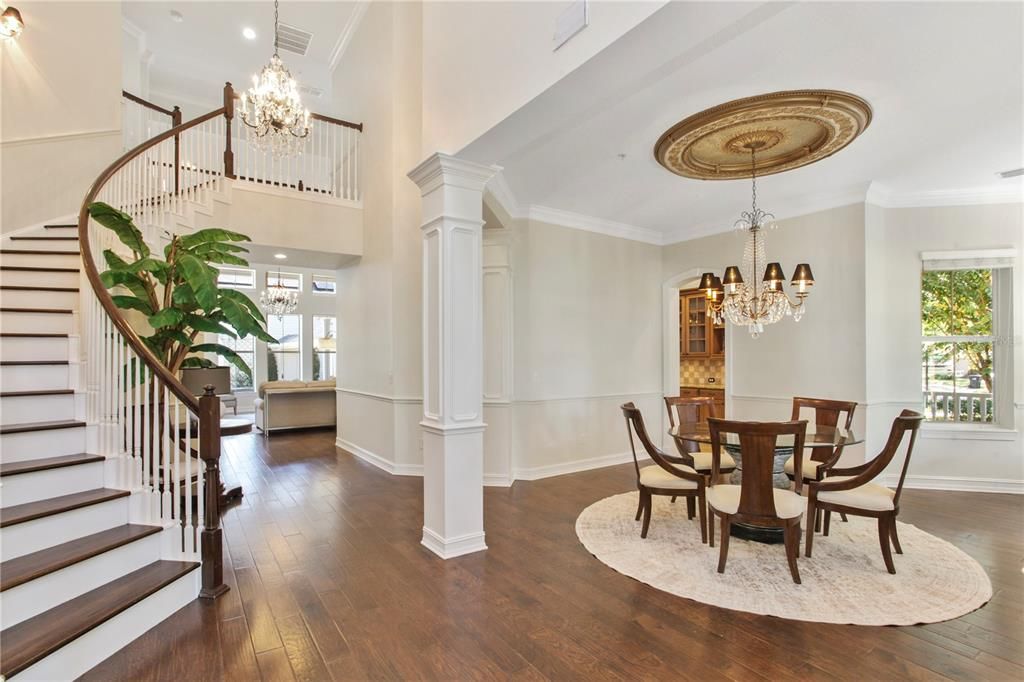 待售: $2,200,000 (5 贝兹, 4 浴室, 4823 平方英尺)