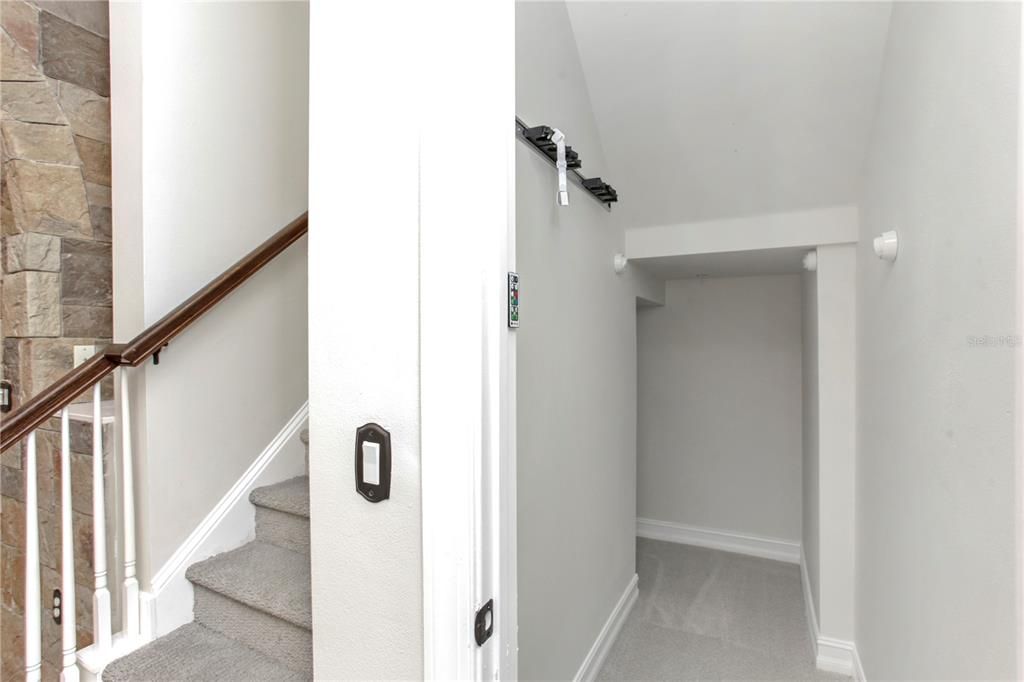 待售: $2,200,000 (5 贝兹, 4 浴室, 4823 平方英尺)