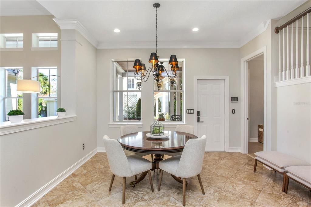 待售: $2,200,000 (5 贝兹, 4 浴室, 4823 平方英尺)