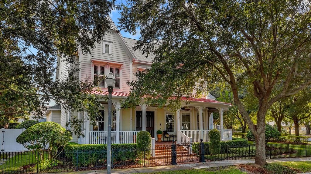 待售: $2,200,000 (5 贝兹, 4 浴室, 4823 平方英尺)