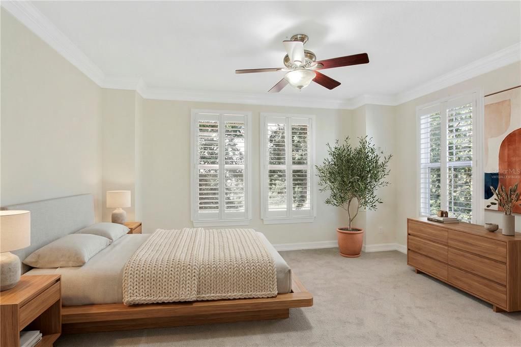 待售: $2,200,000 (5 贝兹, 4 浴室, 4823 平方英尺)