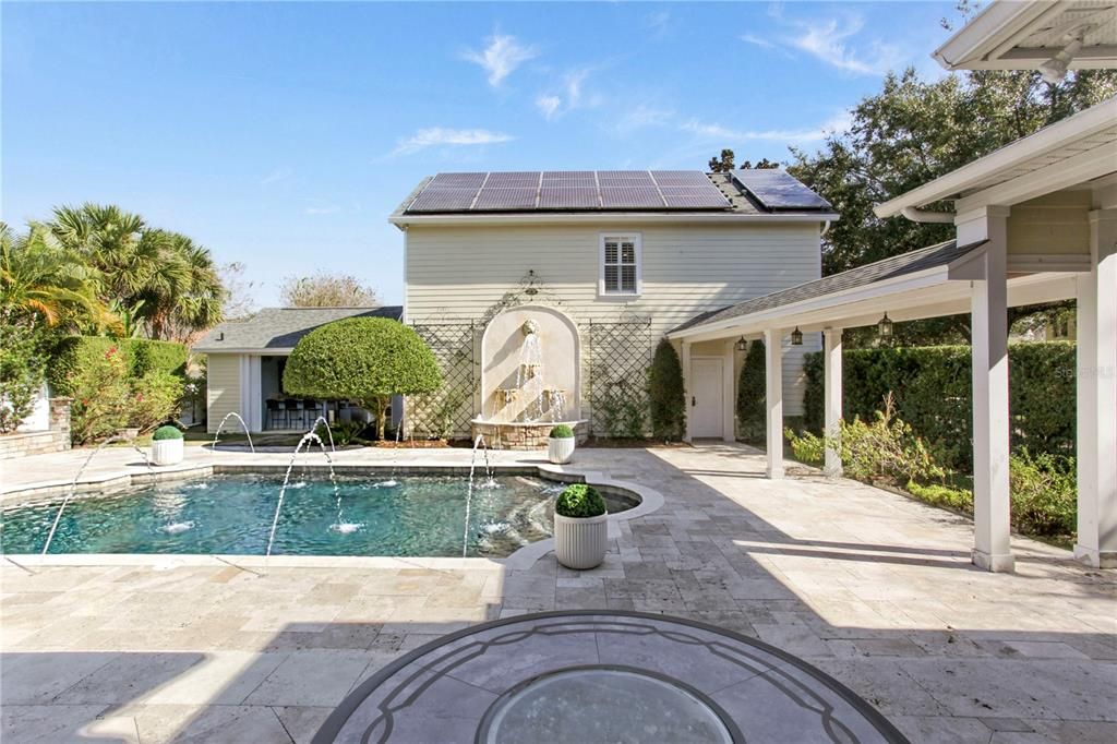 待售: $2,200,000 (5 贝兹, 4 浴室, 4823 平方英尺)