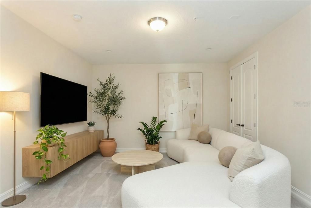 待售: $2,200,000 (5 贝兹, 4 浴室, 4823 平方英尺)