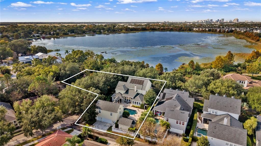 待售: $2,200,000 (5 贝兹, 4 浴室, 4823 平方英尺)