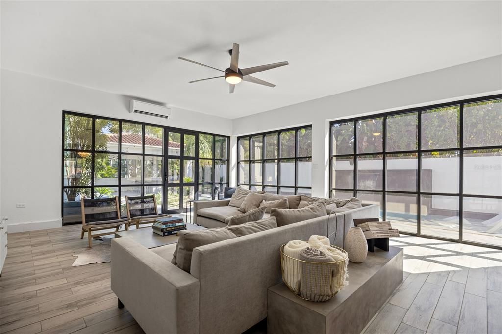 待售: $5,750,000 (4 贝兹, 4 浴室, 4000 平方英尺)