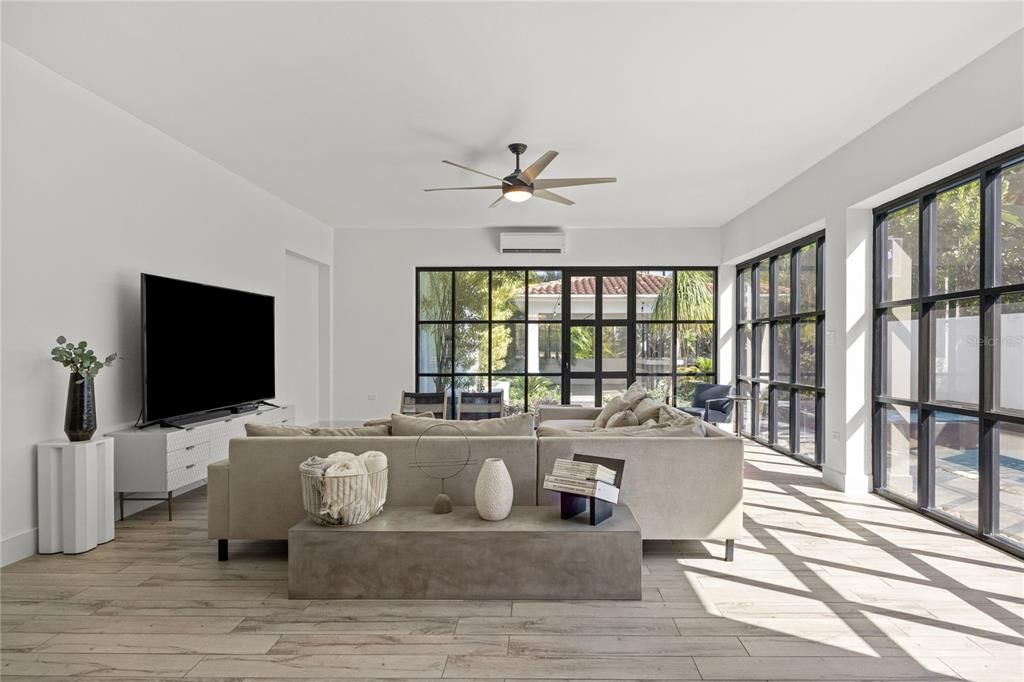 待售: $5,750,000 (4 贝兹, 4 浴室, 4000 平方英尺)