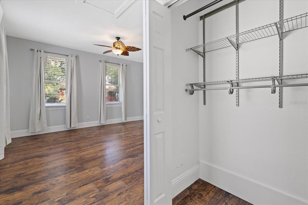 For Rent: $2,650 (3 beds, 2 baths, 1250 Square Feet)