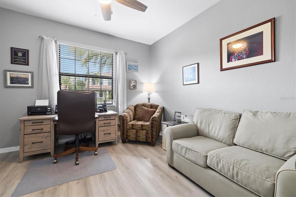 待售: $510,000 (4 贝兹, 3 浴室, 2025 平方英尺)