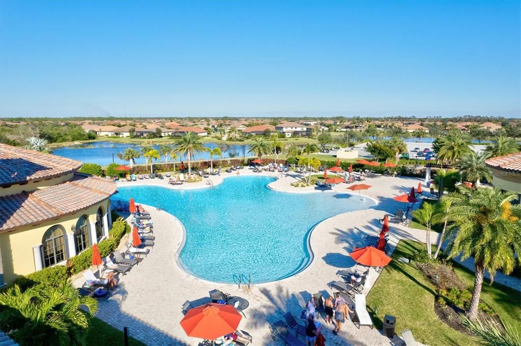 待售: $510,000 (4 贝兹, 3 浴室, 2025 平方英尺)