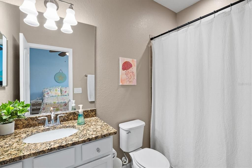 待售: $510,000 (4 贝兹, 3 浴室, 2025 平方英尺)