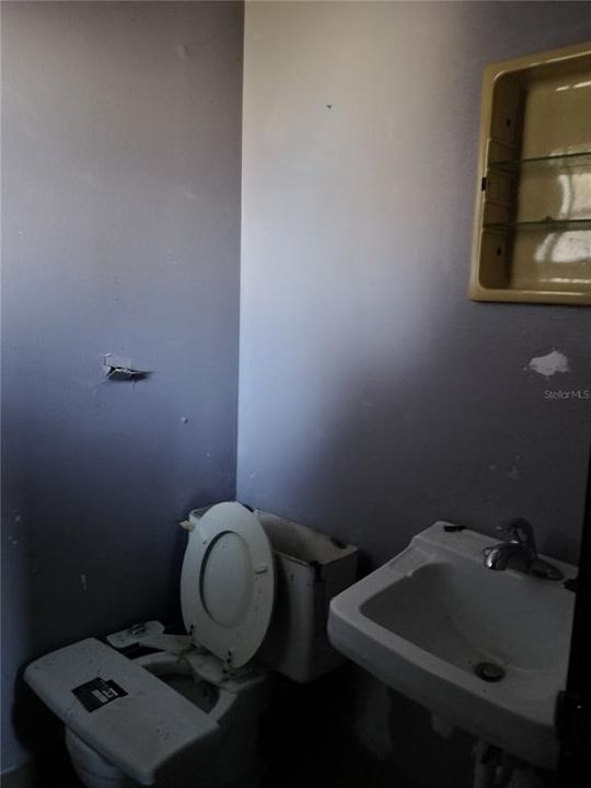 For Sale: $102,960 (2 beds, 2 baths, 966 Square Feet)