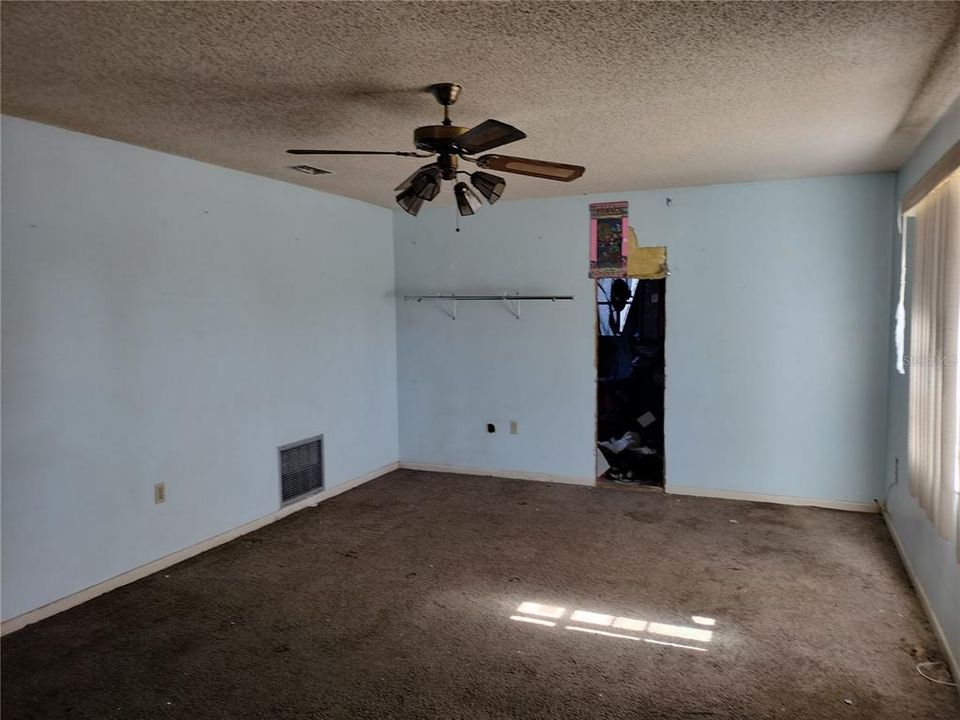 For Sale: $102,960 (2 beds, 2 baths, 966 Square Feet)