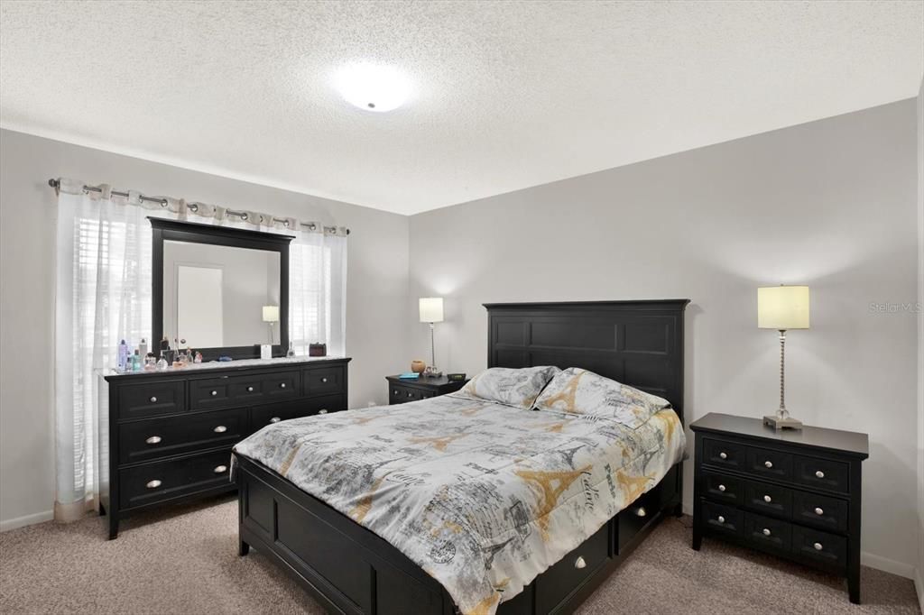 待售: $319,000 (3 贝兹, 2 浴室, 1408 平方英尺)