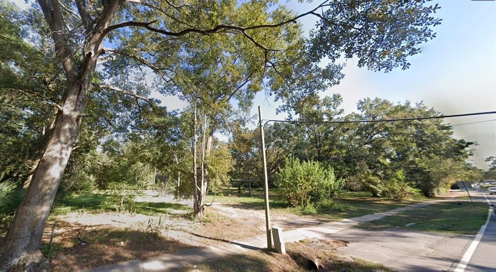 En Venta: $170,000 (2.69 acres)