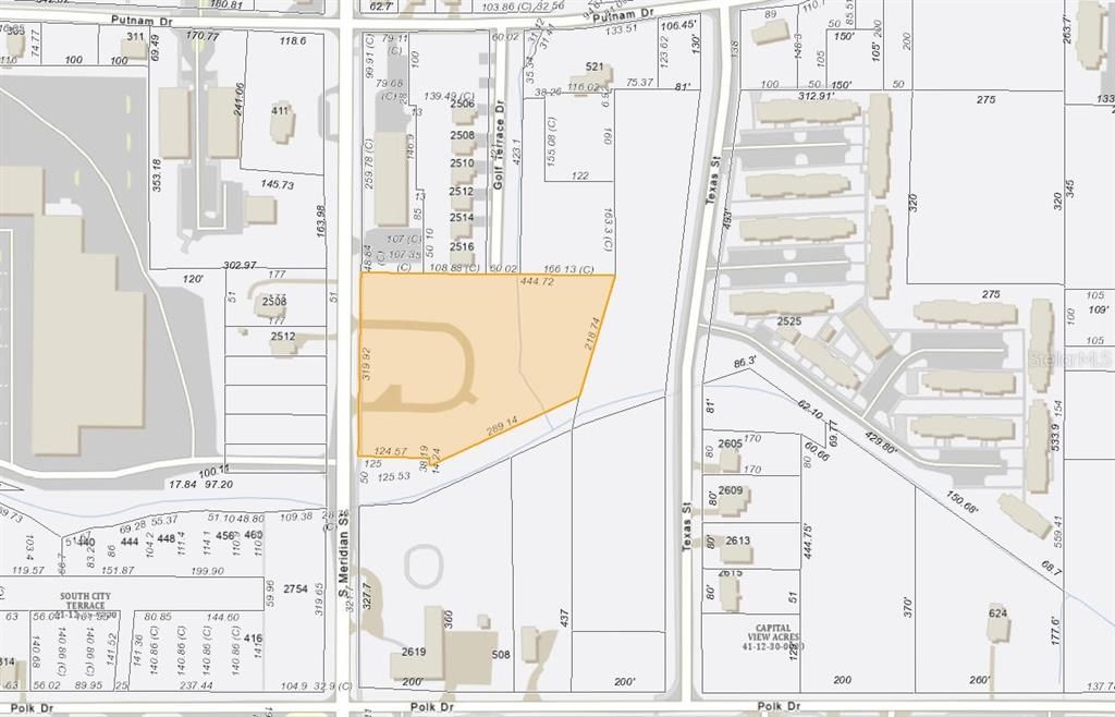 En Venta: $170,000 (2.69 acres)