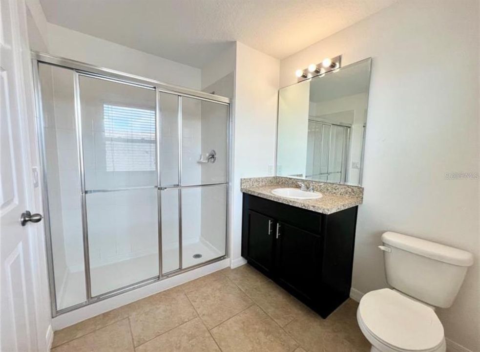 出租: $2,300 (4 贝兹, 3 浴室, 2624 平方英尺)