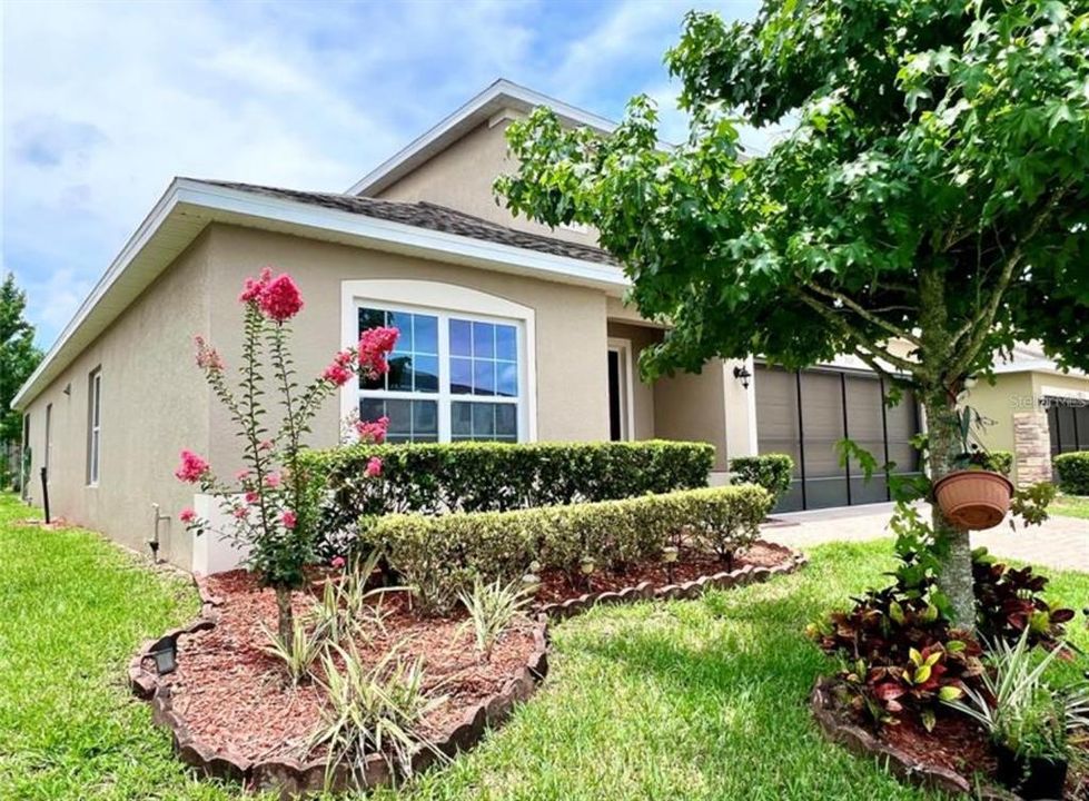 出租: $2,300 (4 贝兹, 3 浴室, 2624 平方英尺)