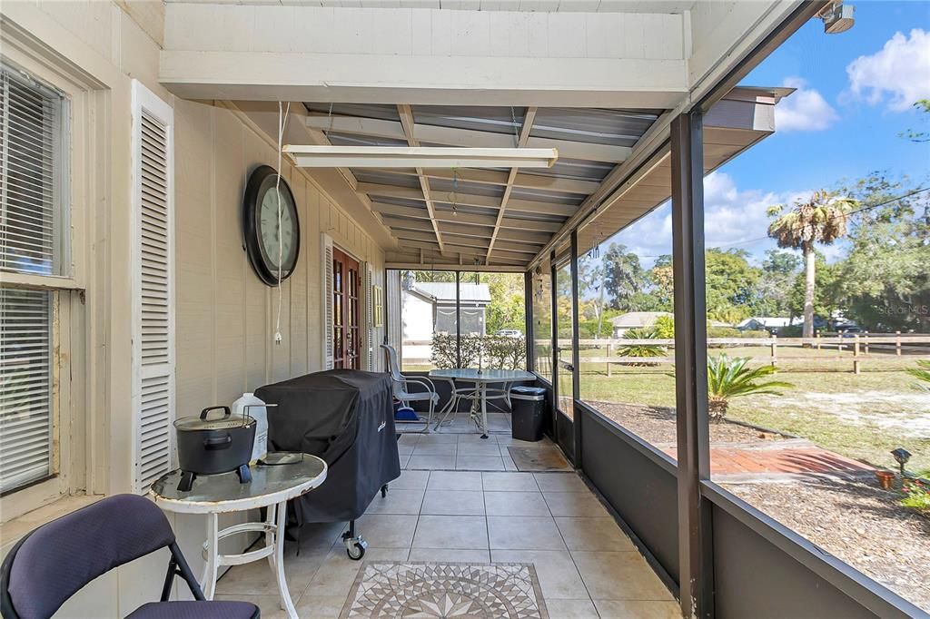 На продажу: $435,000 (5 спален, 4 ванн, 2081 Квадратных фут)