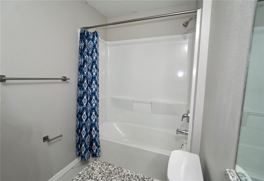 На продажу: $324,000 (3 спален, 2 ванн, 1440 Квадратных фут)