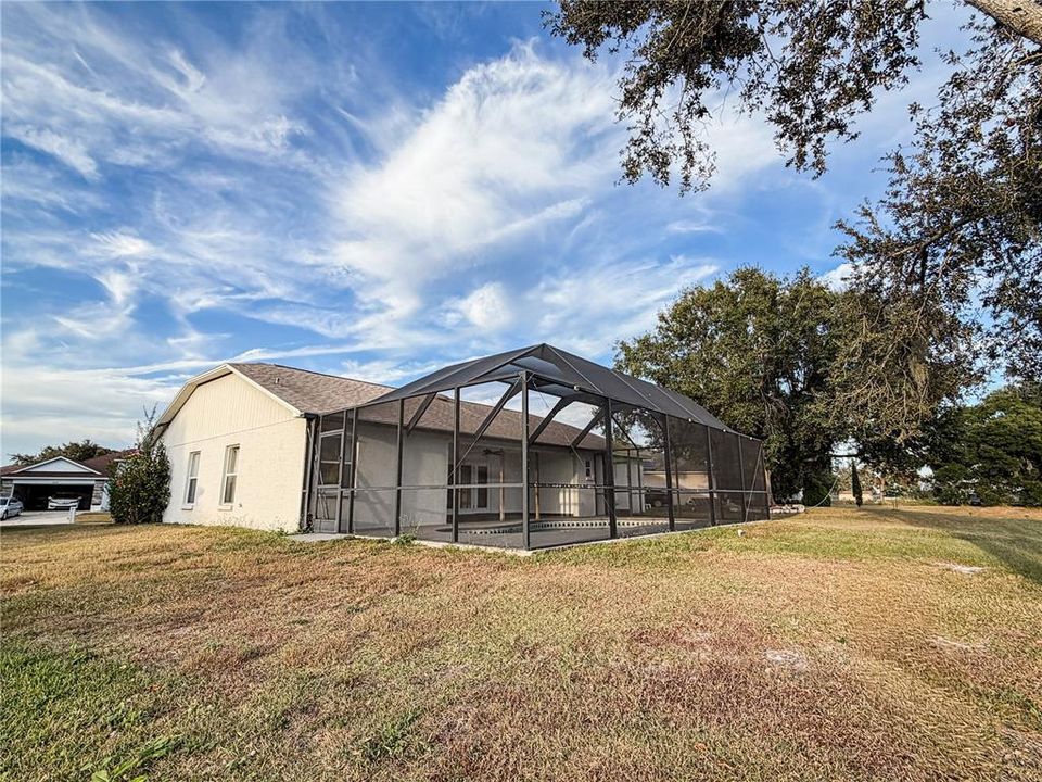 待售: $325,000 (3 贝兹, 2 浴室, 1572 平方英尺)