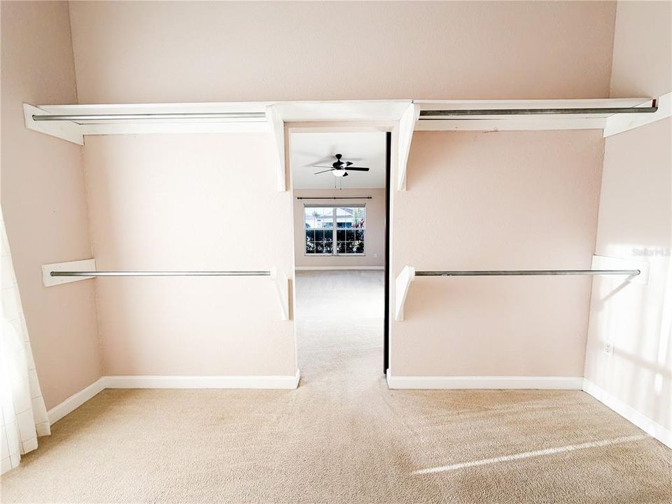 待售: $325,000 (3 贝兹, 2 浴室, 1572 平方英尺)