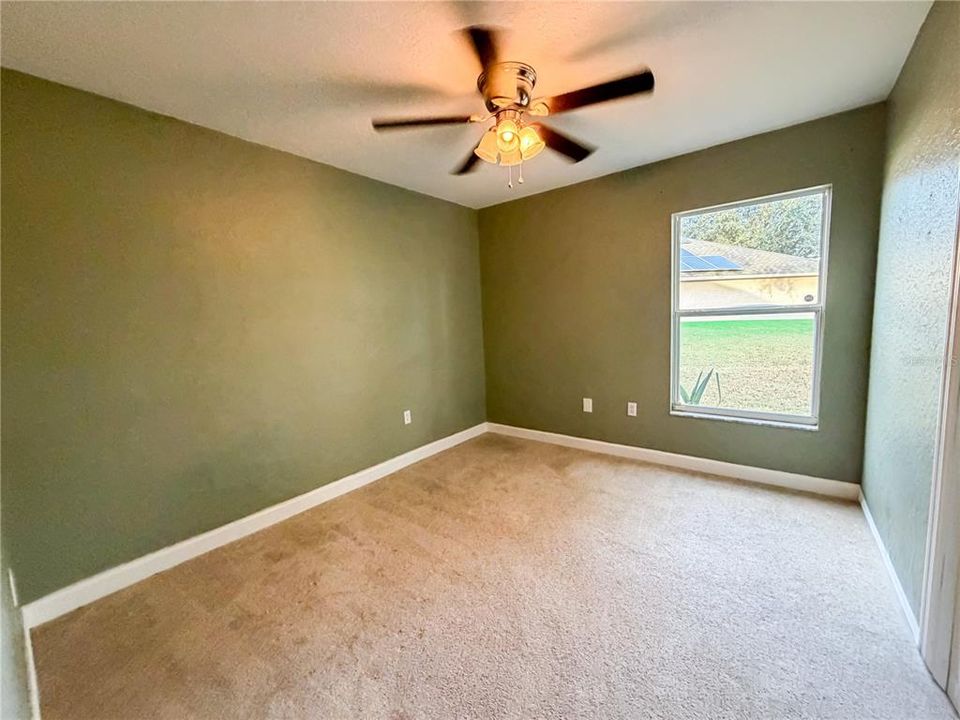 待售: $325,000 (3 贝兹, 2 浴室, 1572 平方英尺)