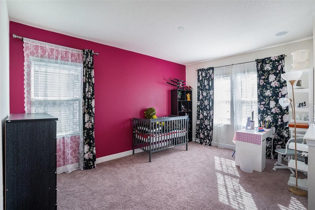 For Sale: $475,000 (4 beds, 2 baths, 3041 Square Feet)