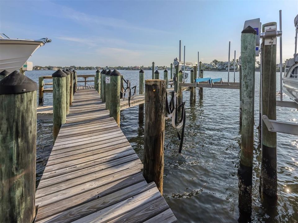 For Sale: $3,750,000 (4 beds, 4 baths, 5091 Square Feet)