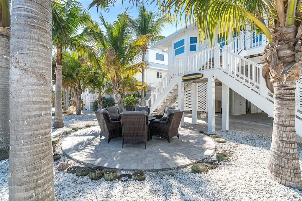 待售: $2,500,000 (3 贝兹, 3 浴室, 2539 平方英尺)