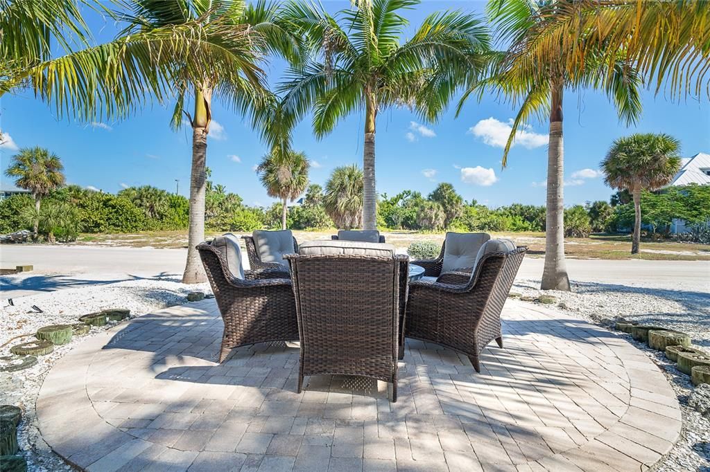 待售: $2,500,000 (3 贝兹, 3 浴室, 2539 平方英尺)