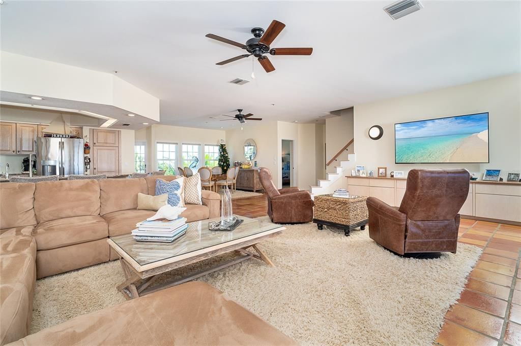 待售: $2,500,000 (3 贝兹, 3 浴室, 2539 平方英尺)