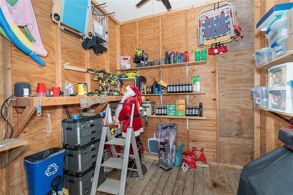 待售: $2,500,000 (3 贝兹, 3 浴室, 2539 平方英尺)