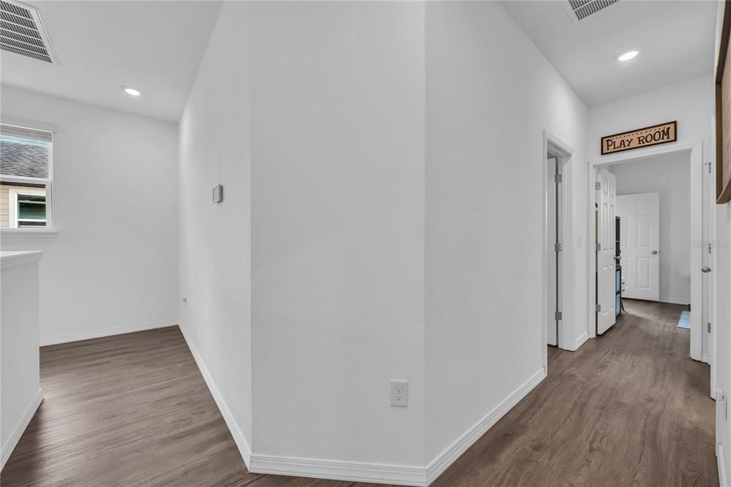 На продажу: $425,000 (3 спален, 2 ванн, 2375 Квадратных фут)