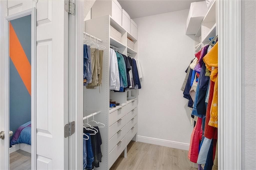 На продажу: $425,000 (3 спален, 2 ванн, 2375 Квадратных фут)