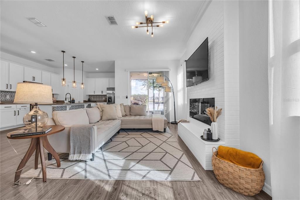 На продажу: $425,000 (3 спален, 2 ванн, 2375 Квадратных фут)