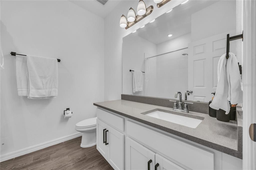 На продажу: $425,000 (3 спален, 2 ванн, 2375 Квадратных фут)