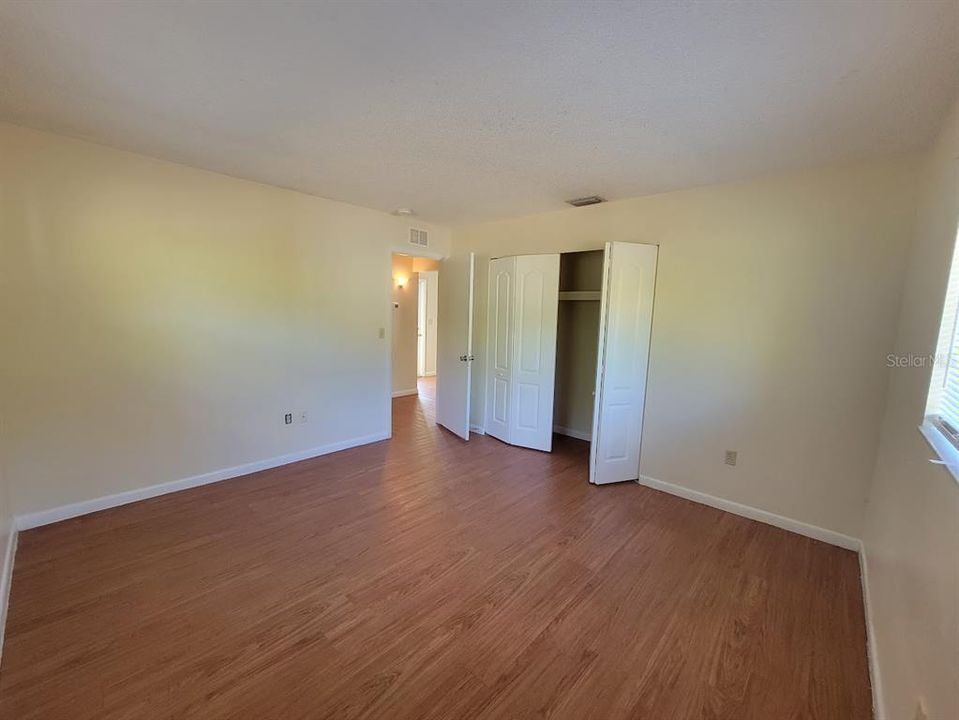 出租: $1,895 (2 贝兹, 2 浴室, 1039 平方英尺)