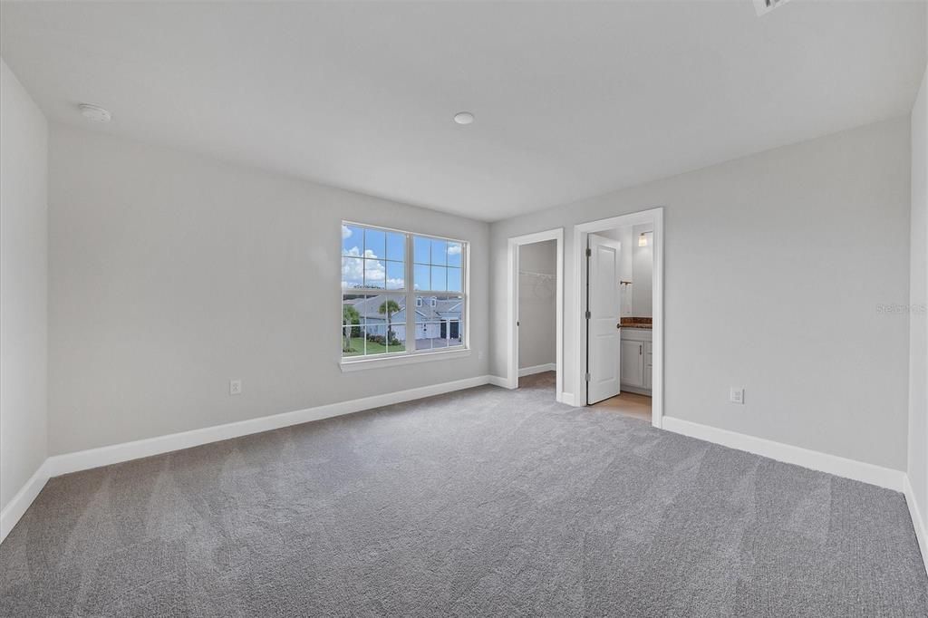 For Sale: $699,000 (5 beds, 4 baths, 2859 Square Feet)