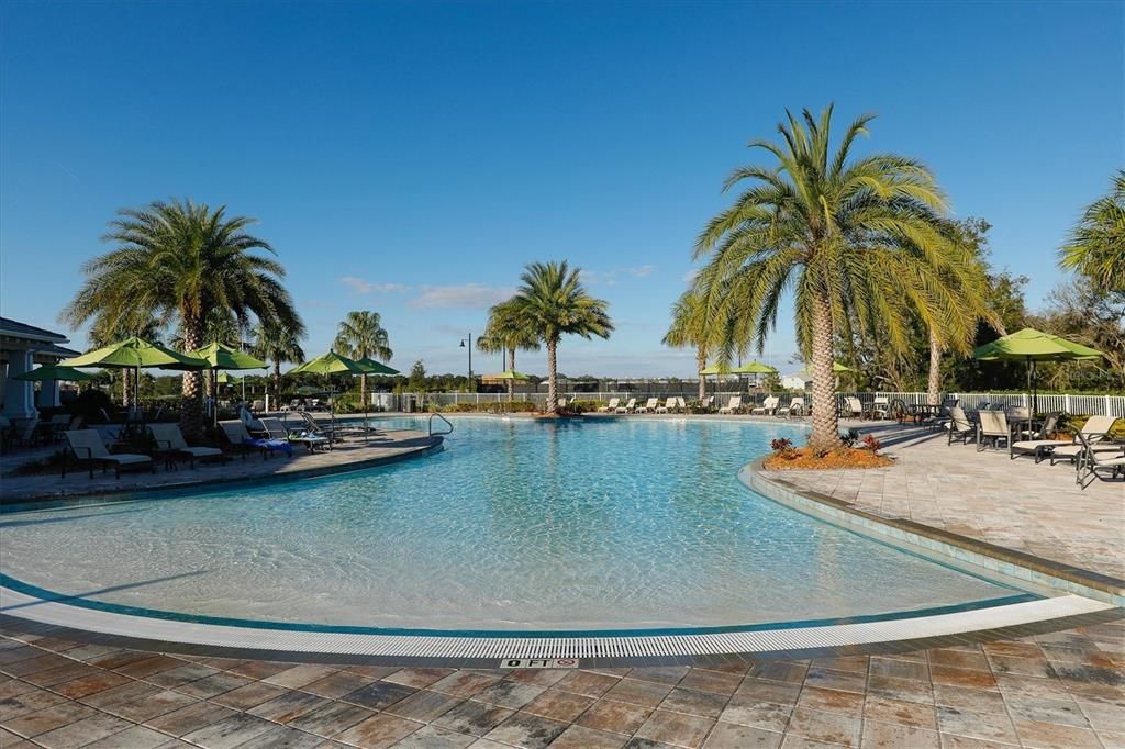 For Sale: $699,000 (5 beds, 4 baths, 2859 Square Feet)