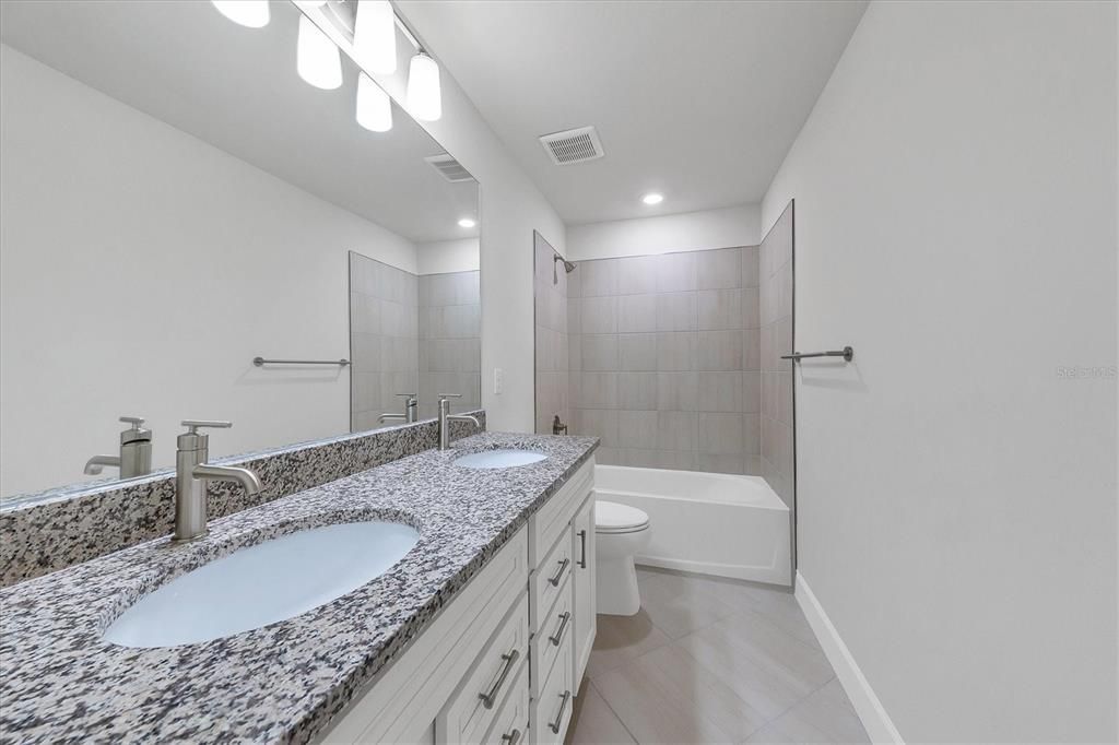 For Sale: $699,000 (5 beds, 4 baths, 2859 Square Feet)