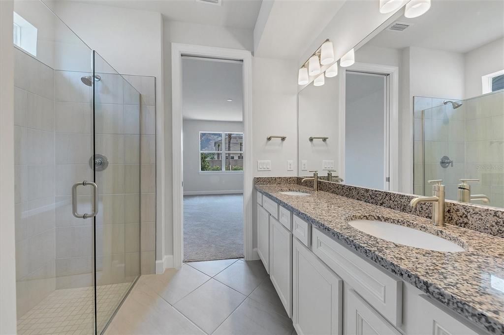 For Sale: $699,000 (5 beds, 4 baths, 2859 Square Feet)