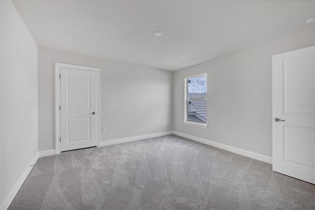 For Sale: $699,000 (5 beds, 4 baths, 2859 Square Feet)