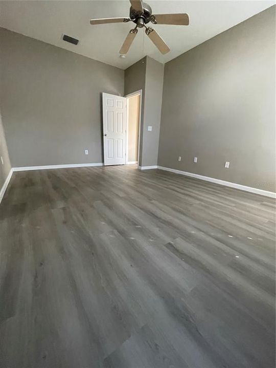 For Rent: $2,250 (3 beds, 2 baths, 1756 Square Feet)