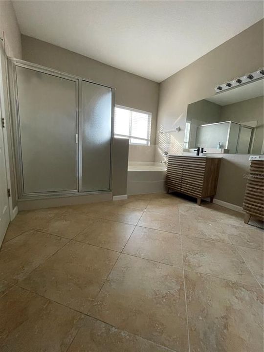 For Rent: $2,250 (3 beds, 2 baths, 1756 Square Feet)