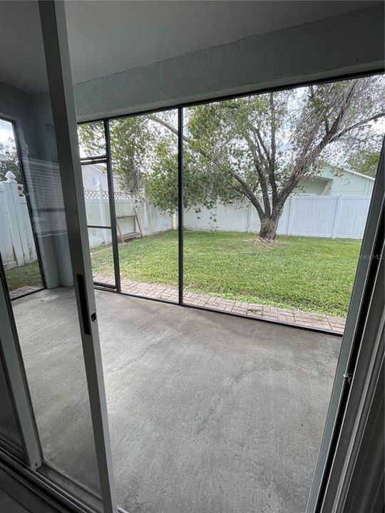 For Rent: $2,400 (3 beds, 2 baths, 1756 Square Feet)