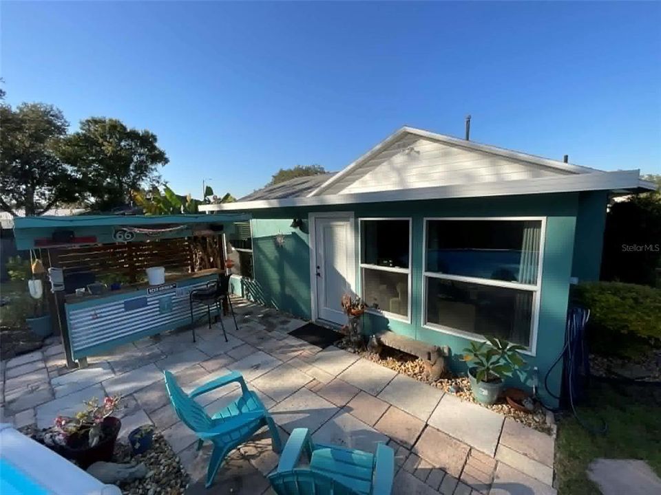 For Sale: $325,999 (3 beds, 2 baths, 1312 Square Feet)