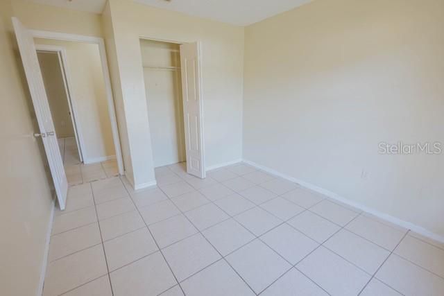 待售: $249,900 (4 贝兹, 2 浴室, 1302 平方英尺)